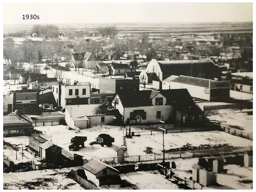 Bank building 1930s