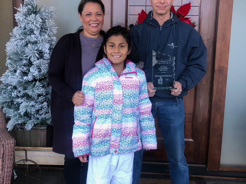 Coaldale's Country Christmas Best Decorated Home Winners
